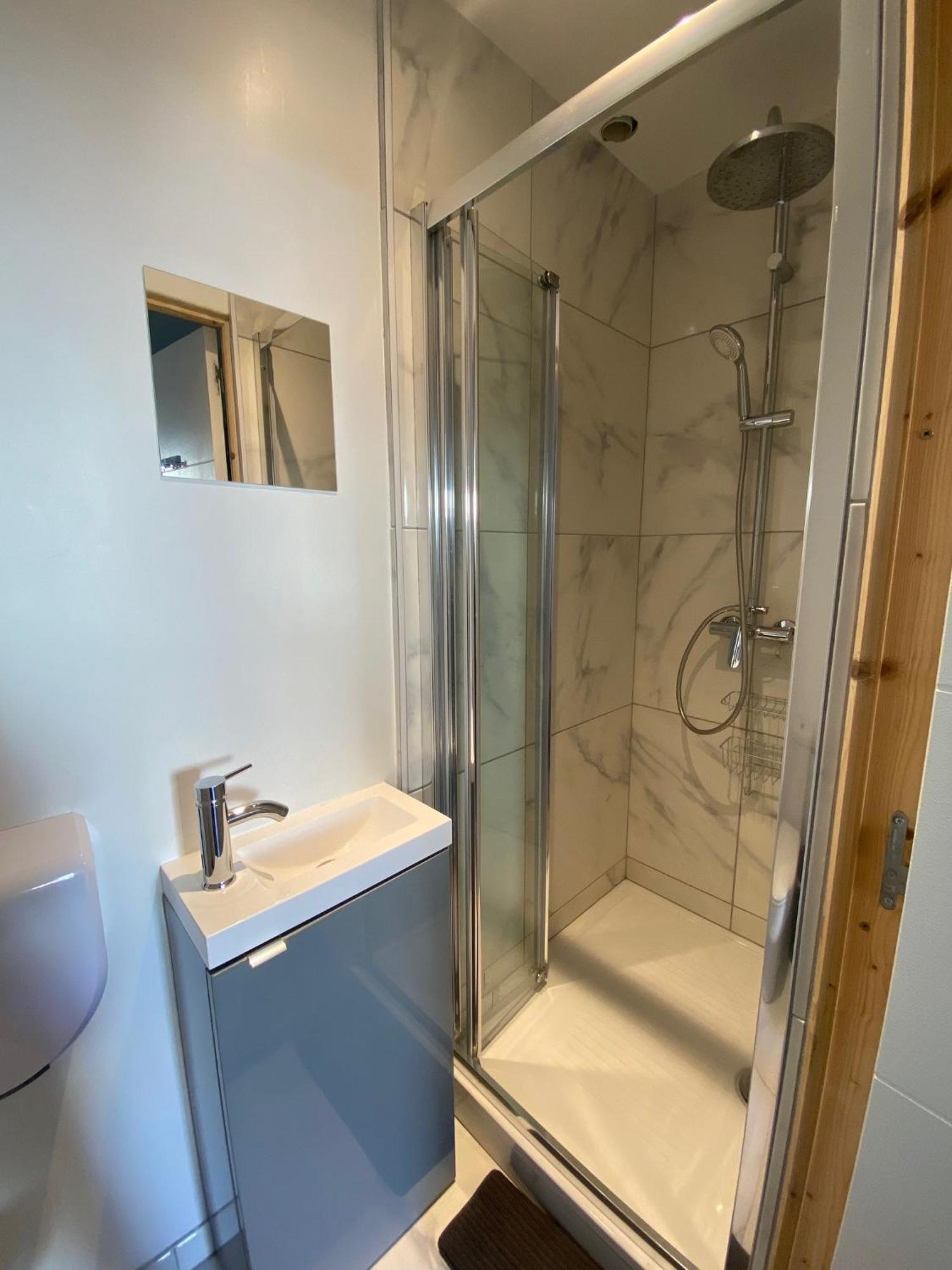 אנטיב Bohobos Hostel מראה חיצוני תמונה